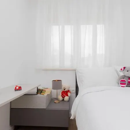 Delux Holiday In Apartment *