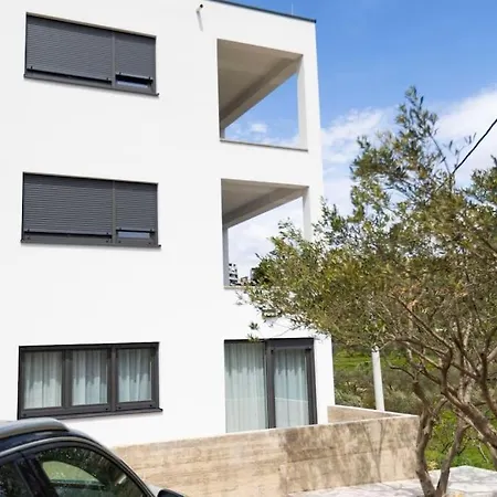 Apartment Delux Holiday In Split